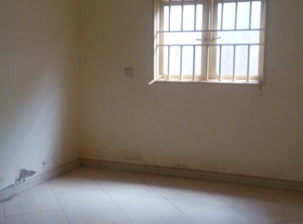 mpigi house