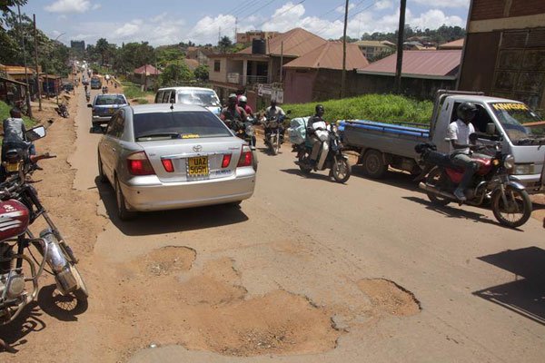 Cash-strapped KCCA halts road projects