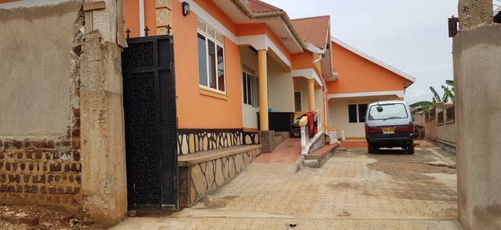 Apartments for Rent, Kulambiro Kasaasi