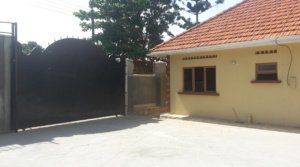 New Bungalow For Rent, Muyenga