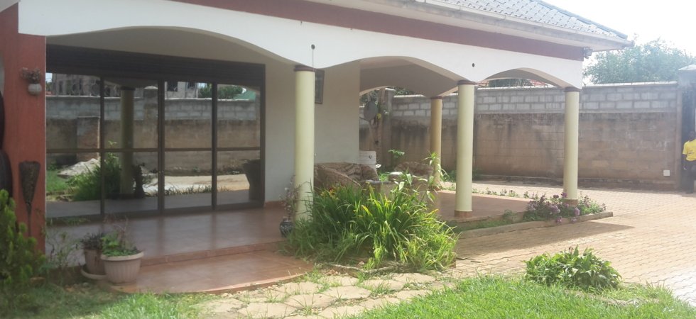 Bungalow for sale naalya