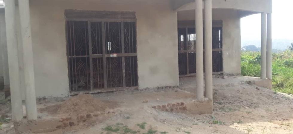 bungalow for sale kitovu