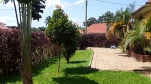 3 Houses For Sale In Mengo Uganda